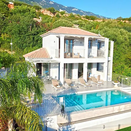 לואורדטה Villa Effi Lourdata מראה חיצוני תמונה